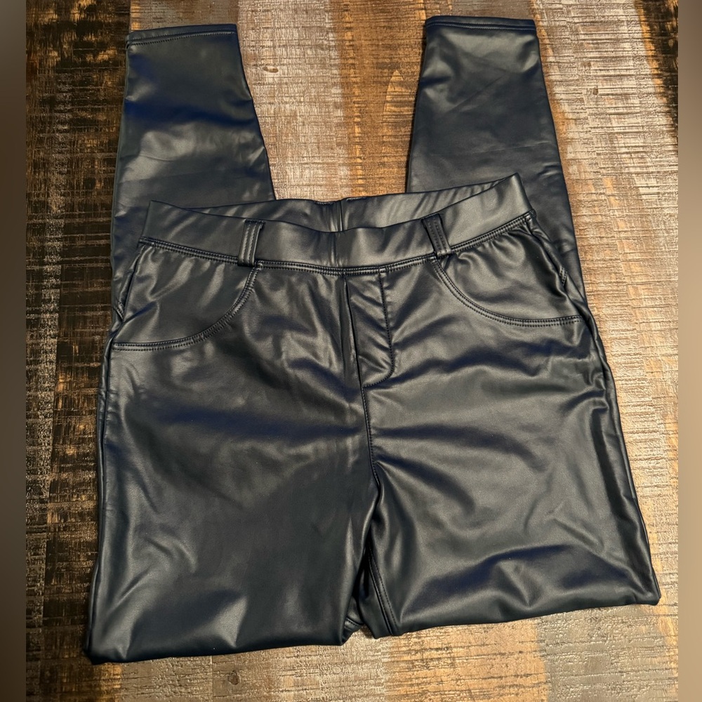 🎀 NWOT Black Faux Leather Leggings for Women Fleece Lined Stretch Size Medium